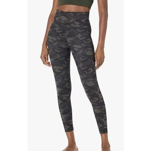 New Women leggings high waist Small camouflage pattern